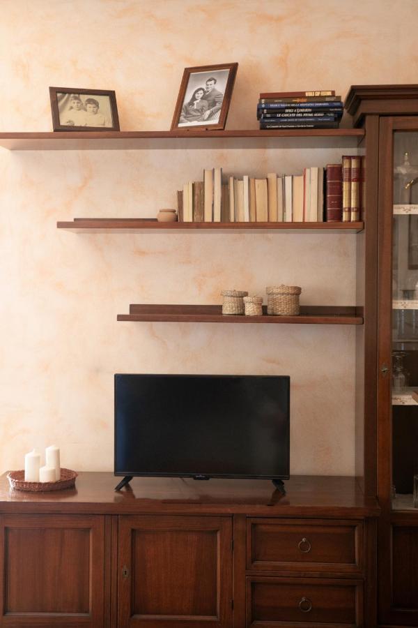 Iseolakerental - Casa Anita Riva di Solto Luaran gambar