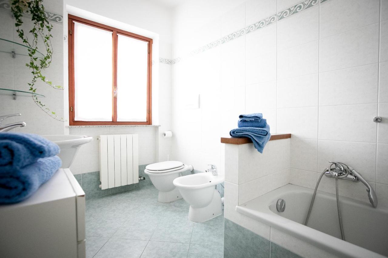 Iseolakerental - Casa Anita Riva di Solto Luaran gambar